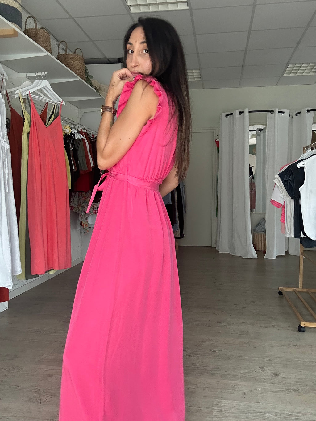 Céleste - robe longue à volant rose