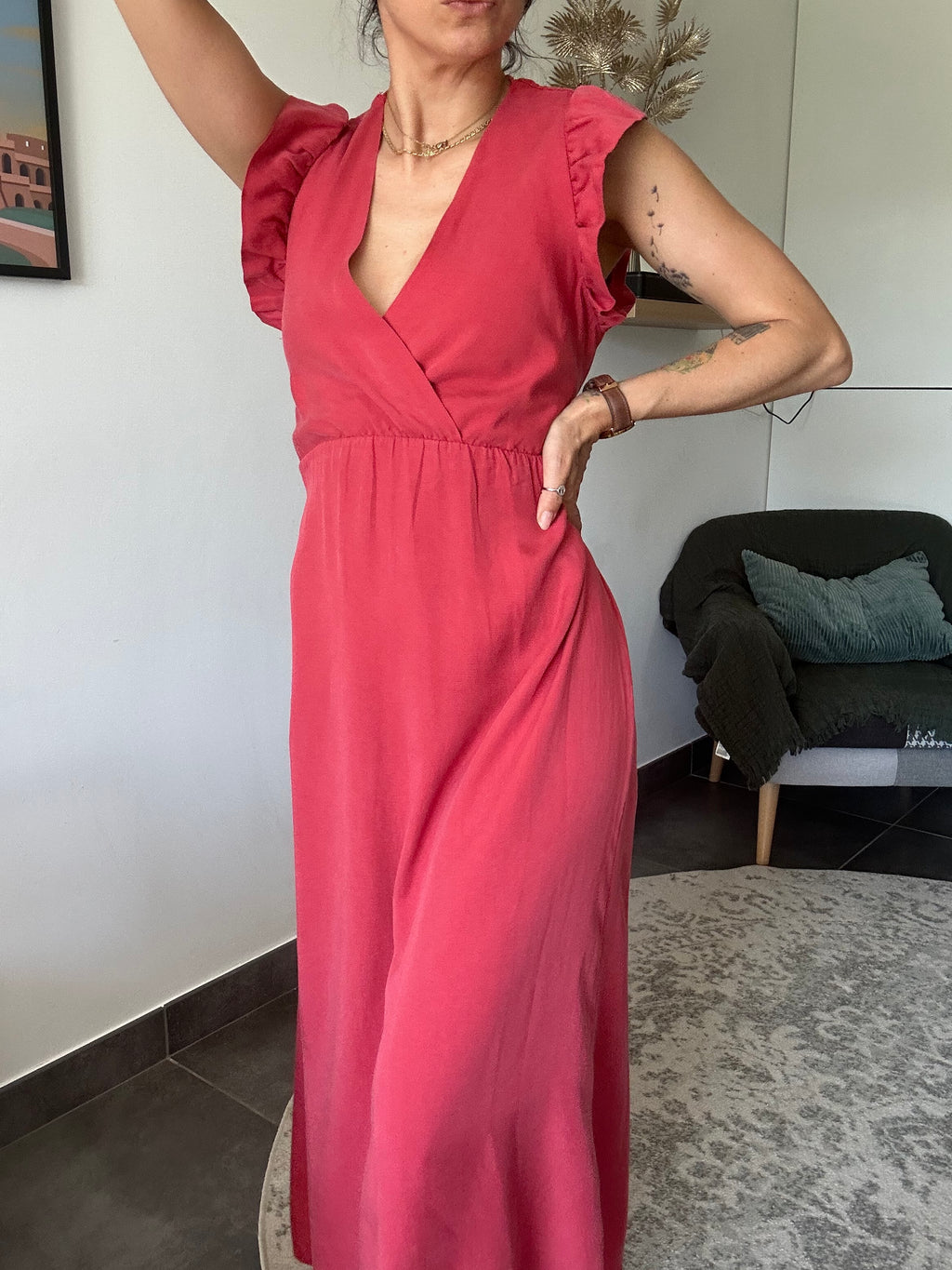 Céleste - robe longue à volant rouge framboise