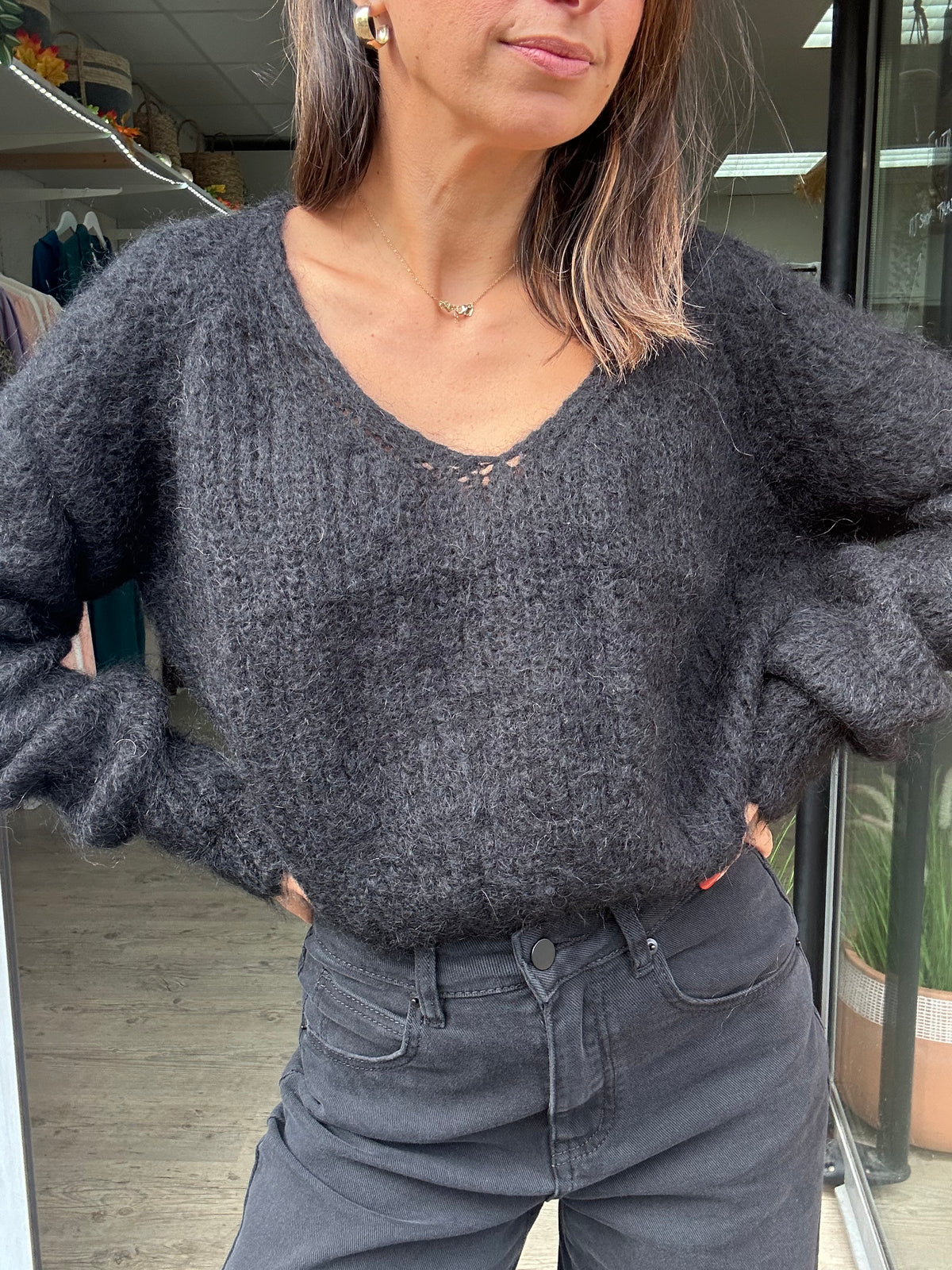 Hugo-Pull crop col v