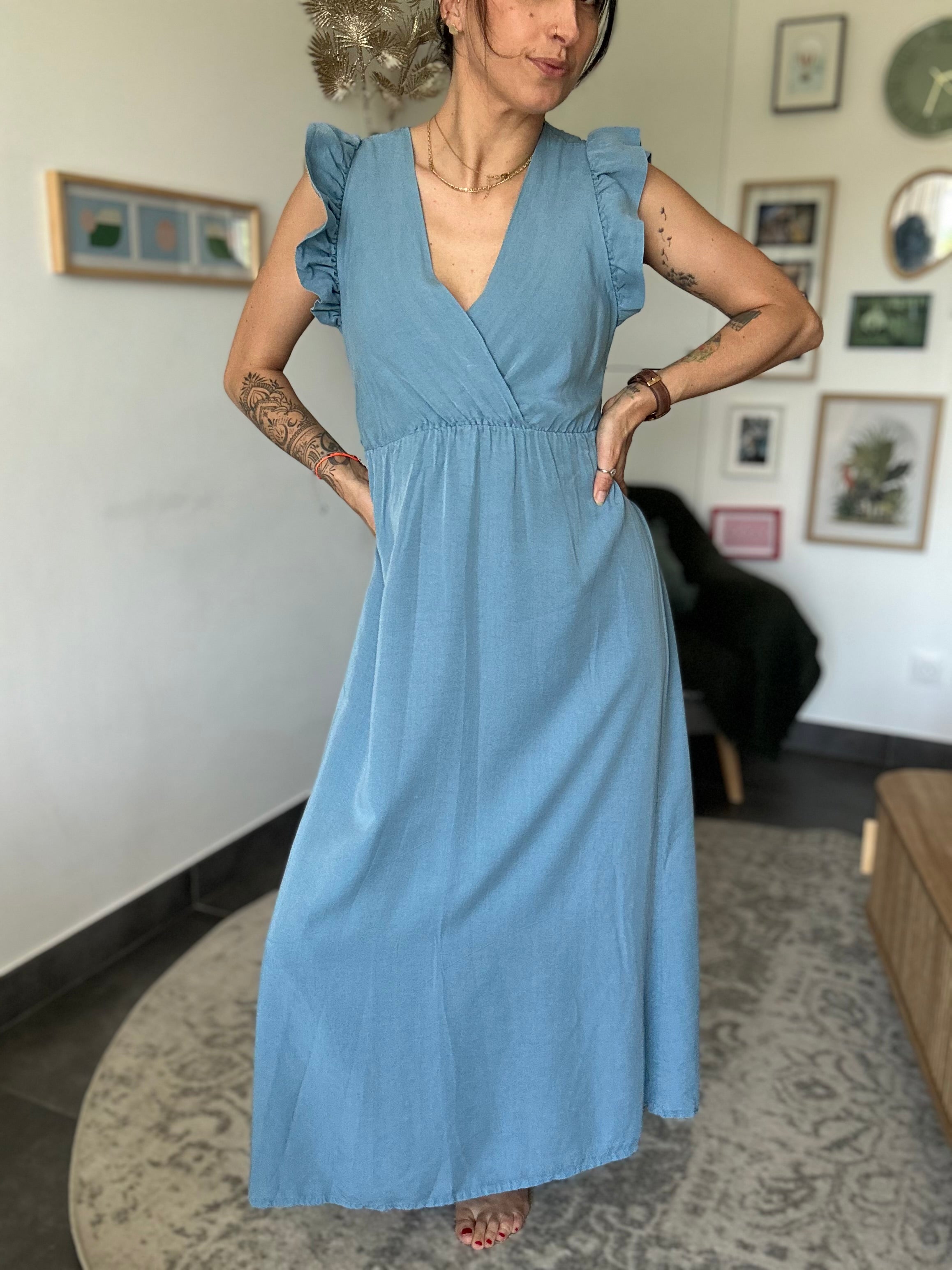 Céleste - robe longue à volant bleu jean