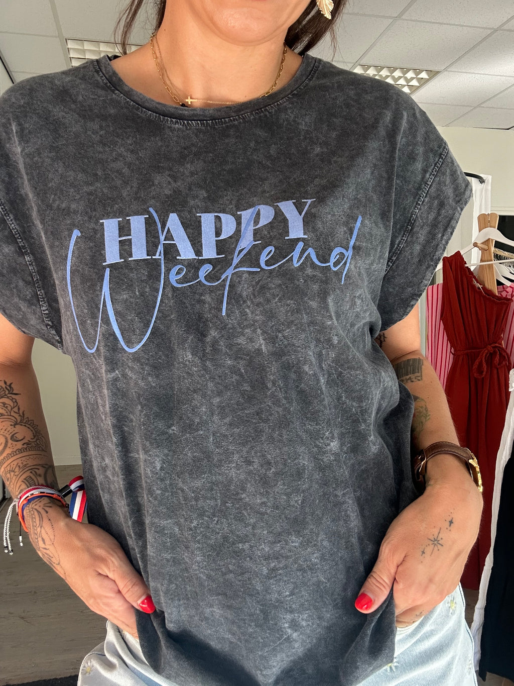 HAPPY VIBES - T-shirt